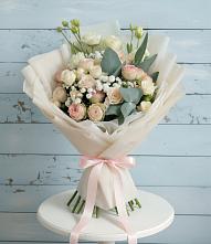 Букет цветов из:  Розы и Лизиантусы #REPLACE_PRED# Путилково