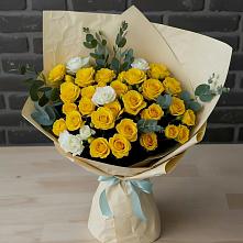 Букет цветов из:  Розы в Путилково