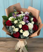 Букет цветов из:  Розы и Альстромерии в Путилково