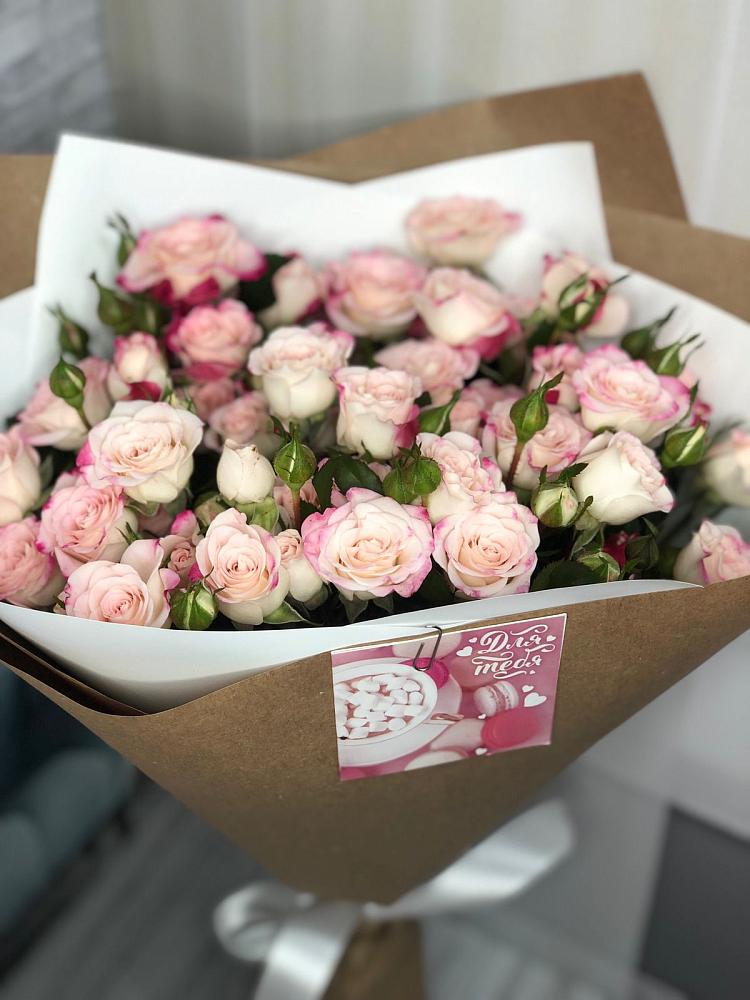 Букет цветов из: Розы в Путилково