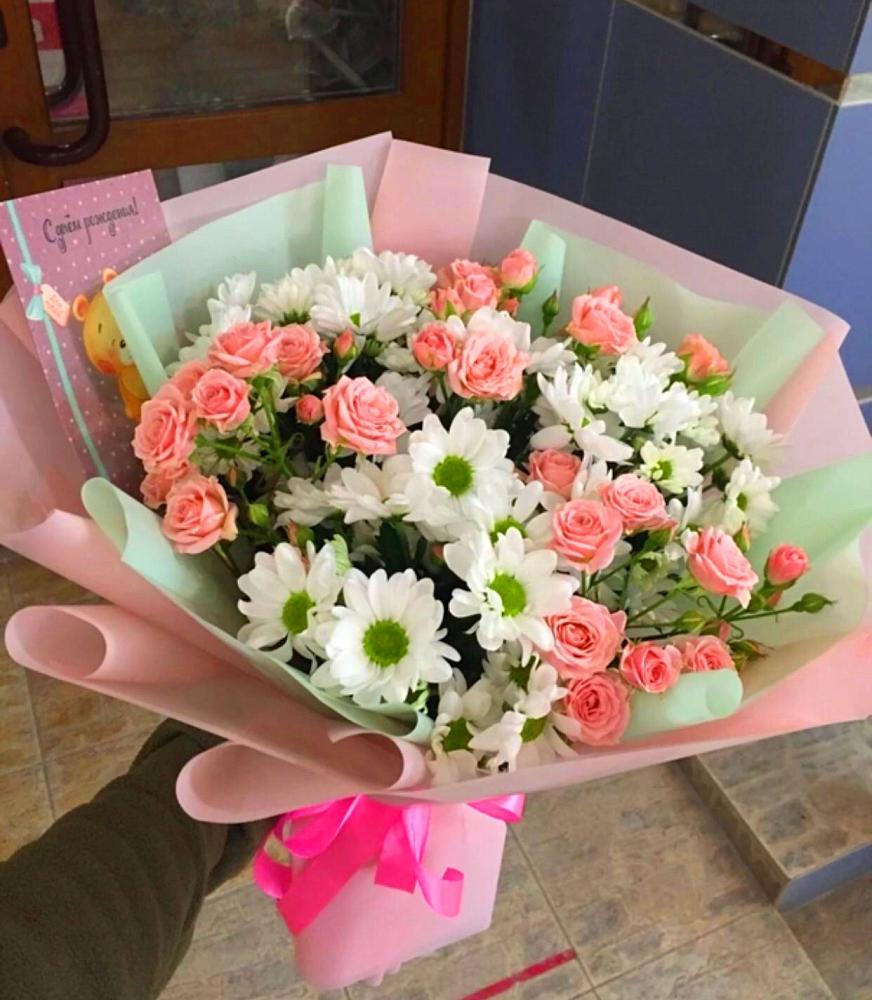 Букет цветов из: Розы и Хризантемы в Путилково