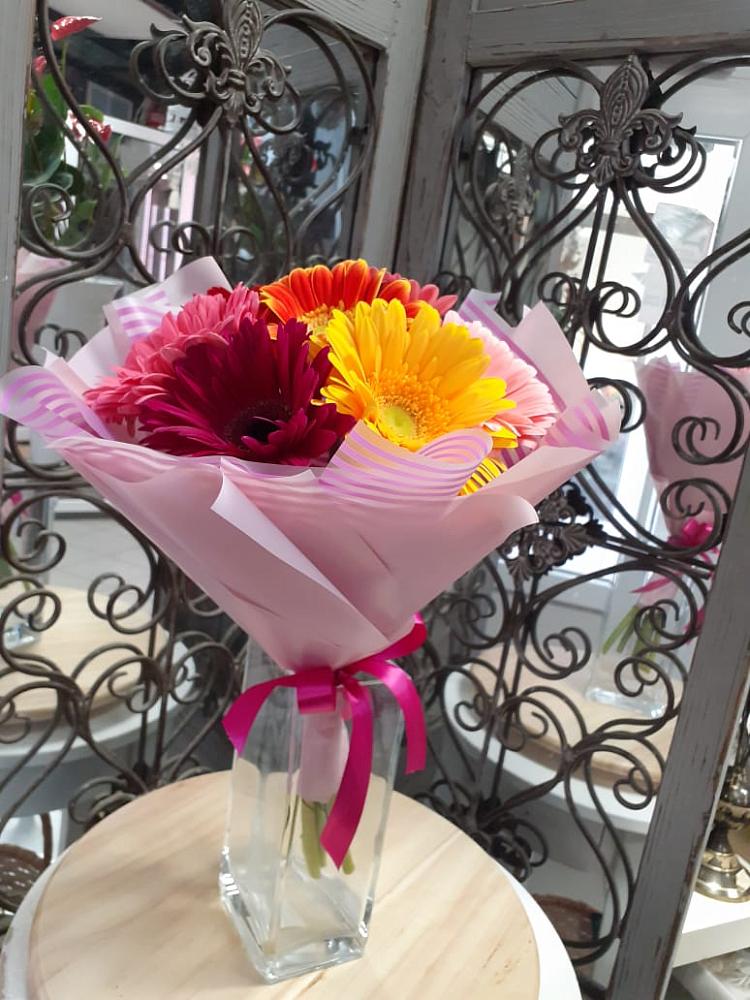 Букет цветов из: Герберы в Путилково