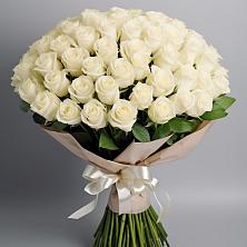Букет 101 беля роза Белоснежка в Путилково