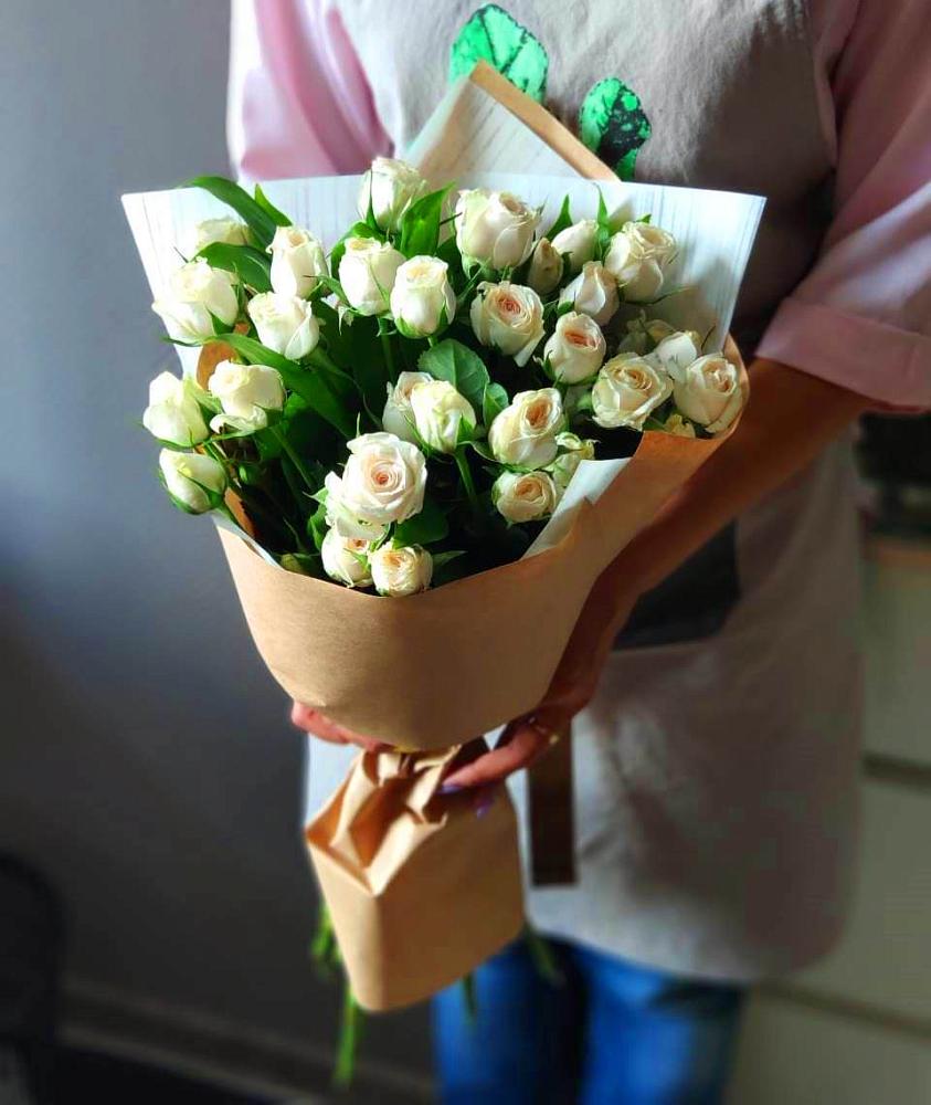 Букет цветов из: Розы в Путилково