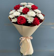 Букет цветов из:  Розы и Хризантемы в Путилково
