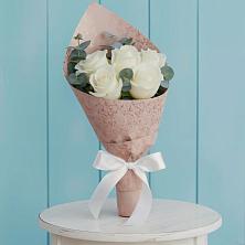 Букет цветов из:  Розы в Путилково