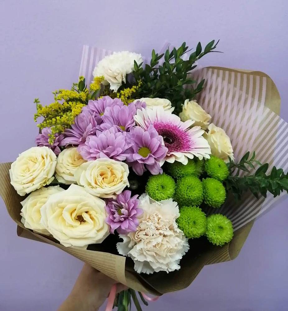 Букет цветов из: Хризантемы, Розы, Гвоздики и Герберы в Путилково