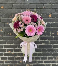 Букет цветов из:  Герберы и Хризантемы в Путилково