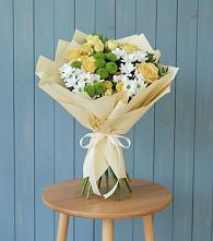 Букет цветов из:  Хризантемы и Розы в Путилково