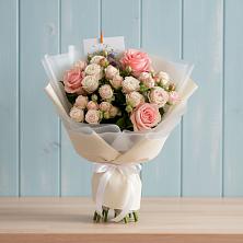 Букет цветов из:  Розы в Путилково