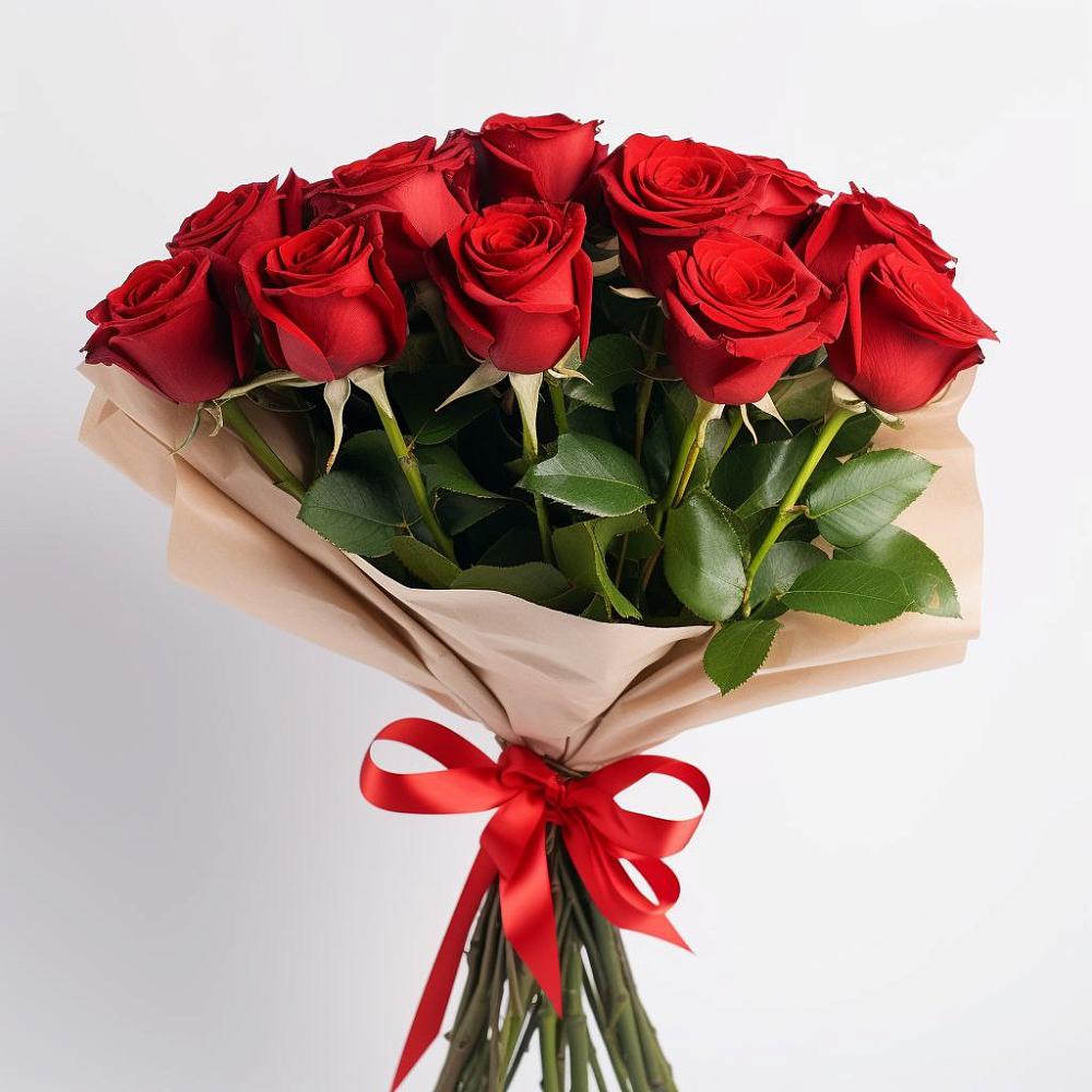 Букет 11 Красных роз Эдлесс Лав в Путилково