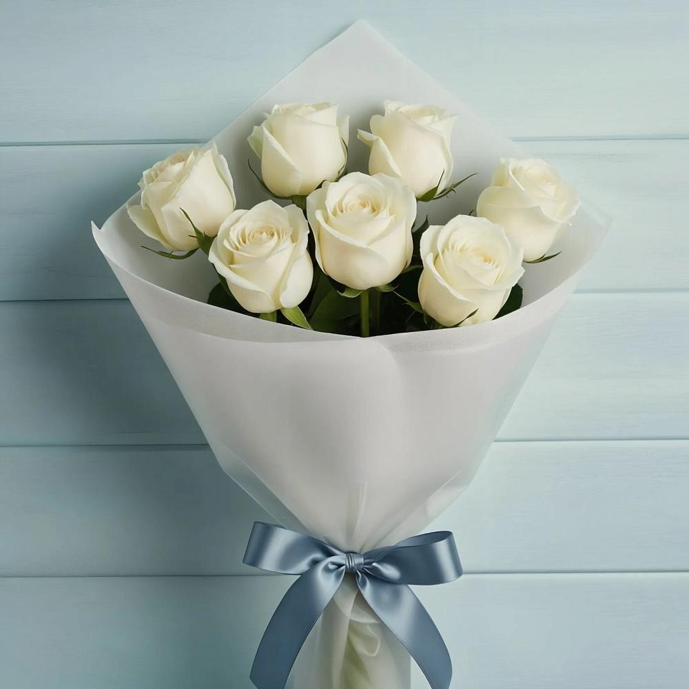 Букет 7 Белых роз Эдлесс Лав в Путилково