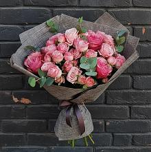 Букет цветов из:  Розы в Путилково